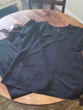 HeartSoul Black Scrub Pants with Pink Trim and Heart Accent